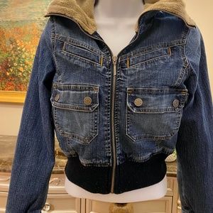 TOMMY JEANS DENIM JACKET
